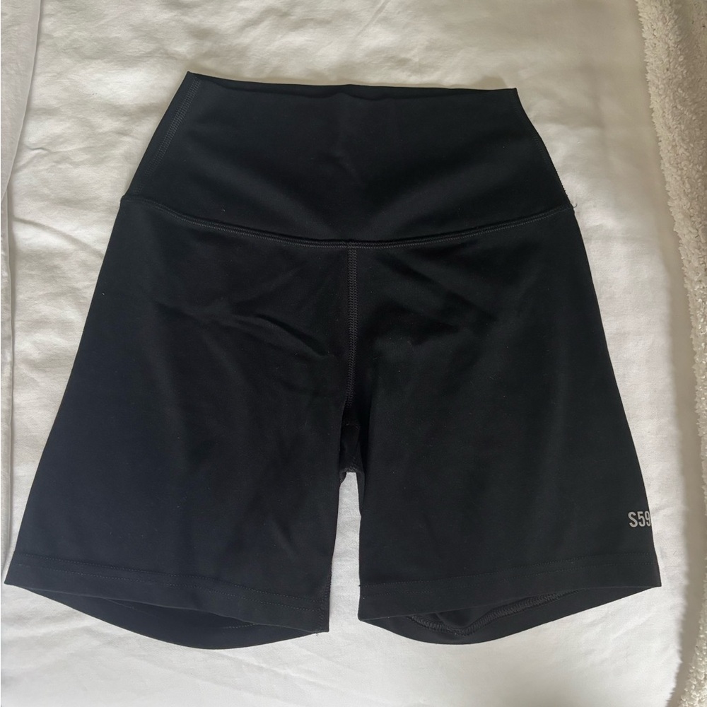 Splits59 Biker Shorts & Sports Bra set